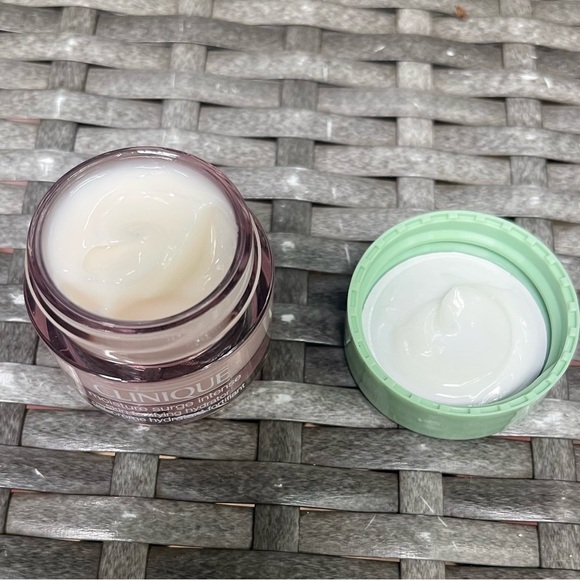 Clinique Moisture Surge Intense Skin Fortifying Hydrator - .5oz - Picture 3 of 3